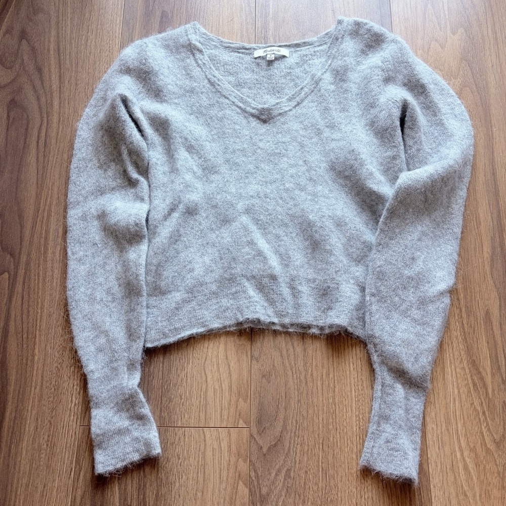 Madewell Sweater Women M Gray Alpaca Blend Fuzzy V Neck Pullover Soft Cozy Top